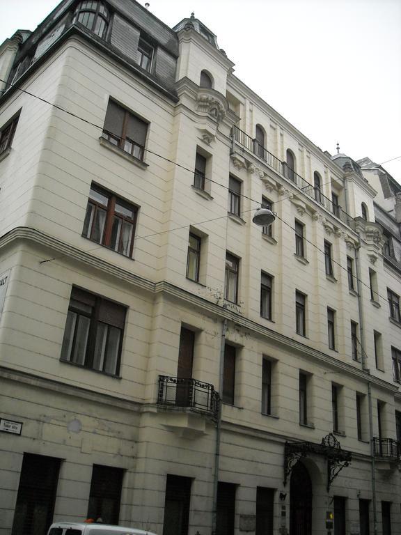 Nn Apartmanette Budapeşte Dış mekan fotoğraf